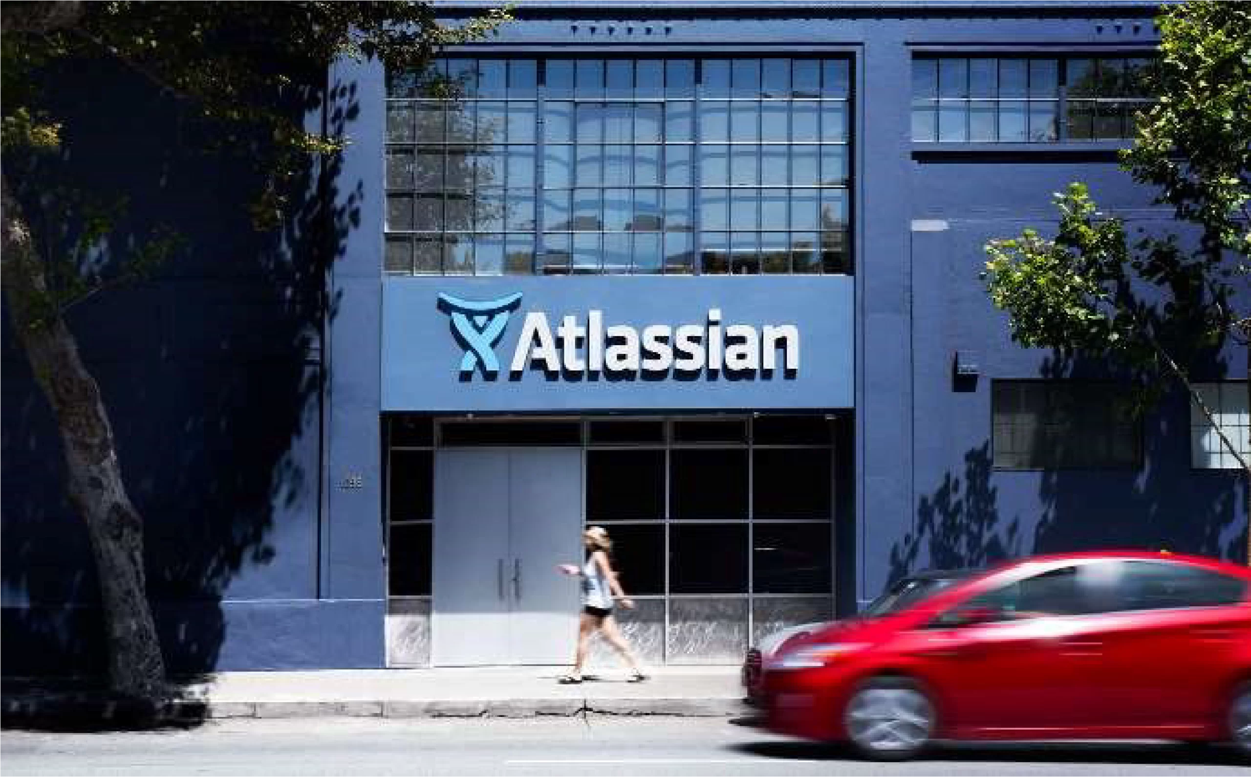 Atlassian B2B SaaS sales example